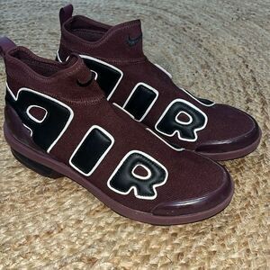 Nike Women Airquent Air More Uptempo Burgundy/Black Sneakers AQ7287-600 Size 8.5